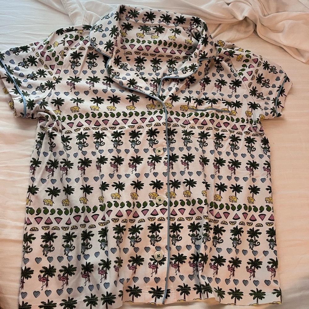 roller rabbit, pajama top, 100% cotton size medium